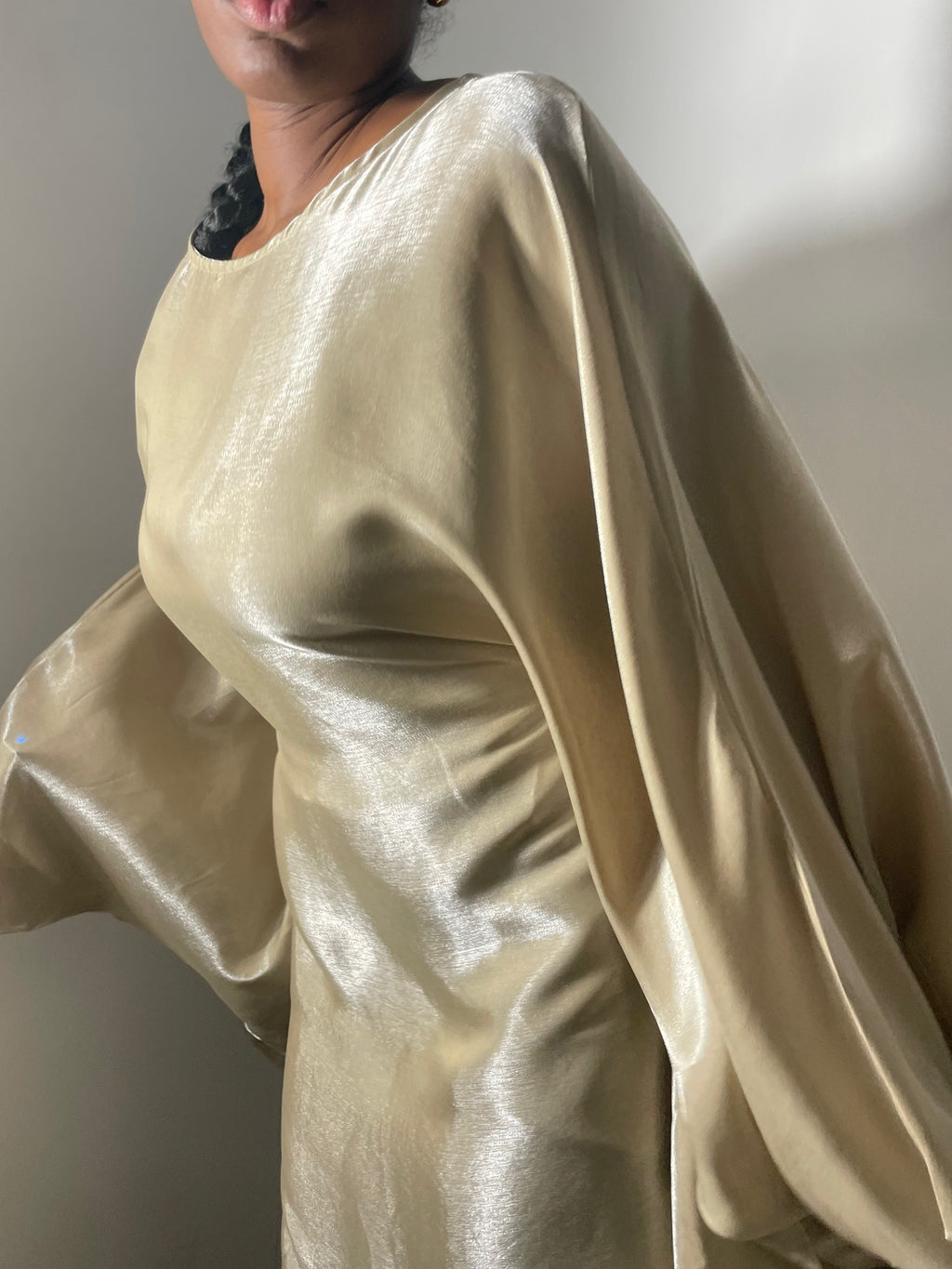 Robe satinée Beige Dorée